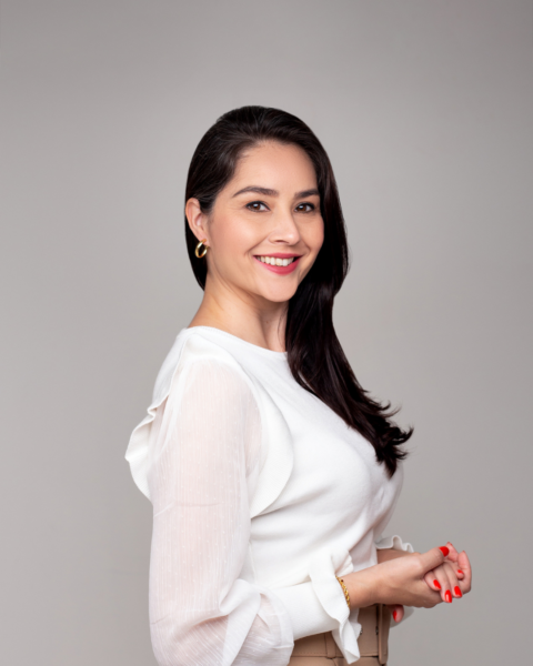 Natália Paveglio - Assessora de Casamentos na Serra Gaúcha